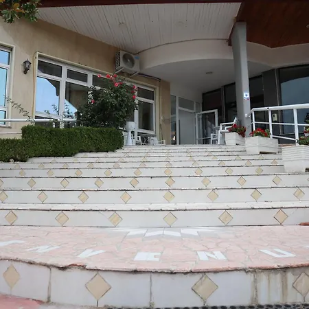 Cili Hotel 3*
