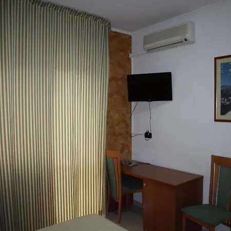 Cili Hotel